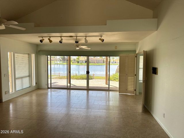 10661 E MINNESOTA Avenue, Sun Lakes, AZ 85248