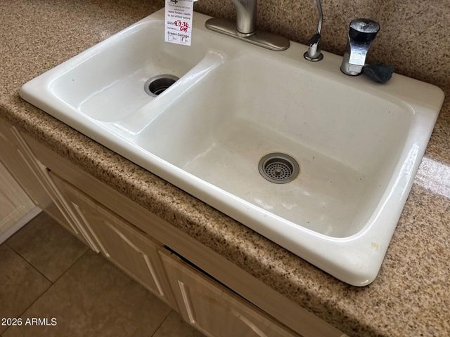 10661 E MINNESOTA Avenue, Sun Lakes, AZ 85248