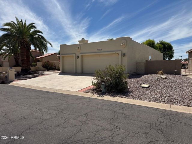 10661 E MINNESOTA Avenue, Sun Lakes, AZ 85248