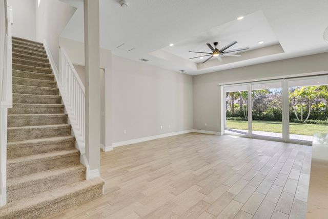 10901 Stellar Circle, Palm Beach Gardens, FL 33412