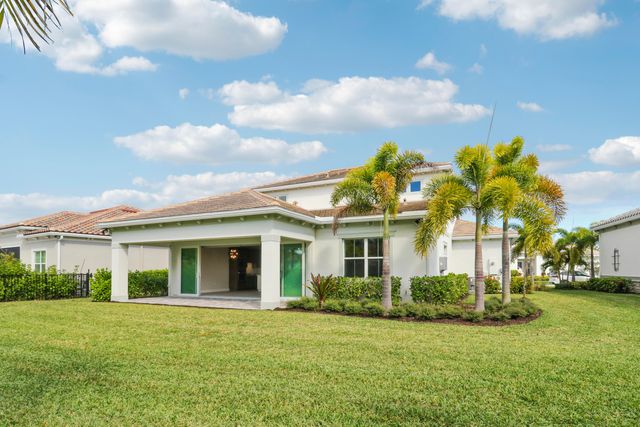 10901 Stellar Circle, Palm Beach Gardens, FL 33412