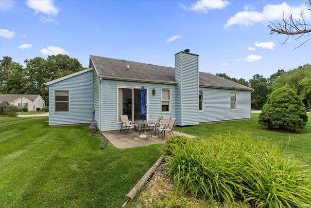 4207 Hunter Run Circle, South Bend, IN 46628