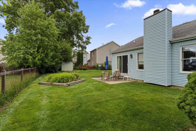 4207 Hunter Run Circle, South Bend, IN 46628
