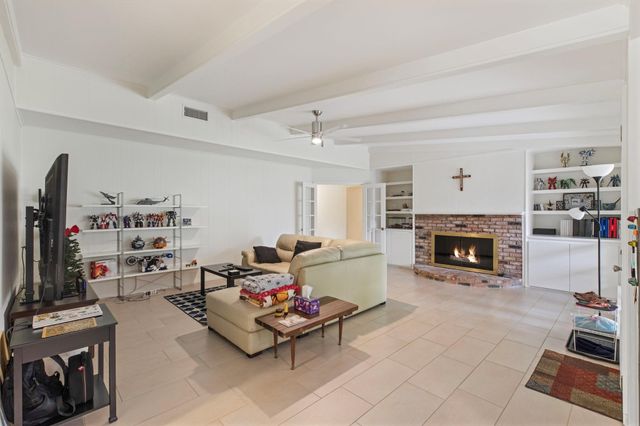 2405 Burton Drive, Bryan, TX 77802