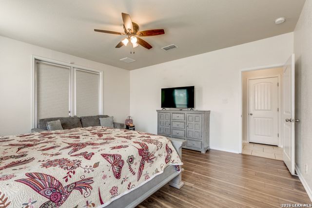 8512 Samsel Falls, San Antonio, TX 78254