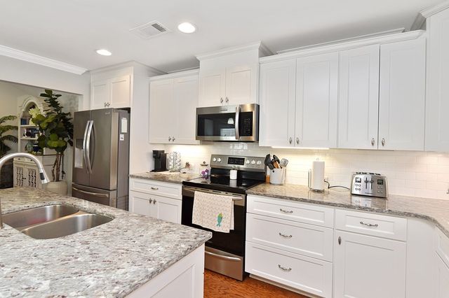 209 Ridgecrest Loop, Dothan, AL 36301