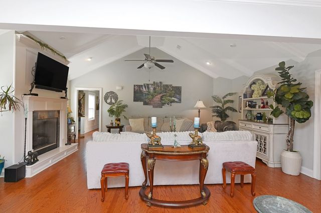 209 Ridgecrest Loop, Dothan, AL 36301