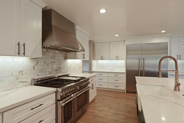 877 Shull Pl, Stockton, CA 95209