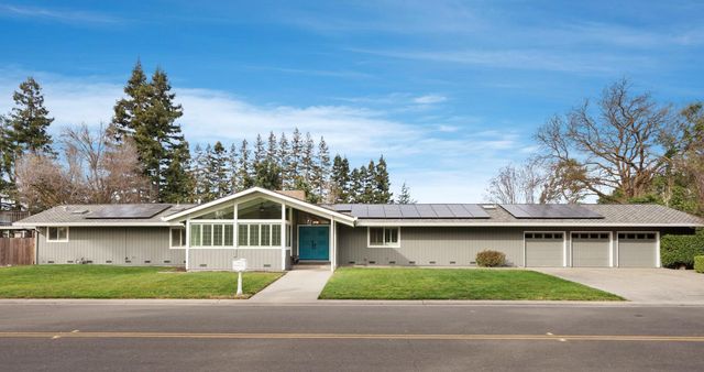 877 Shull Pl, Stockton, CA 95209