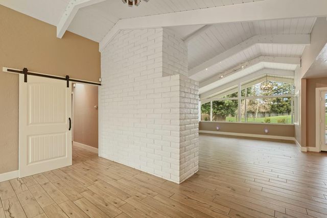 877 Shull Pl, Stockton, CA 95209