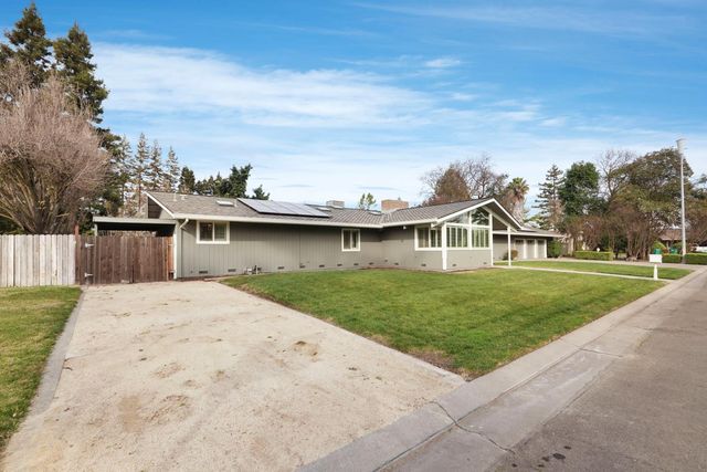 877 Shull Pl, Stockton, CA 95209