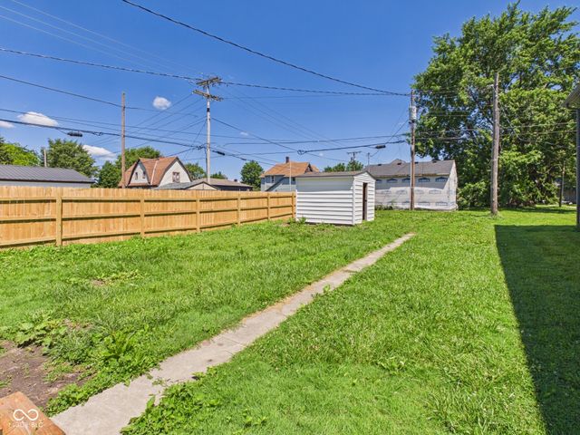 1518 S G Street, Elwood, IN 46036