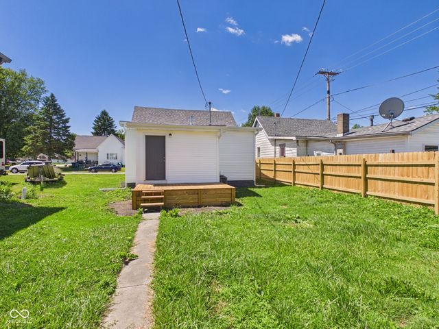 1518 S G Street, Elwood, IN 46036