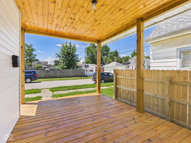 1518 S G Street, Elwood, IN 46036