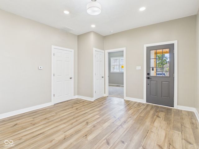 1518 S G Street, Elwood, IN 46036