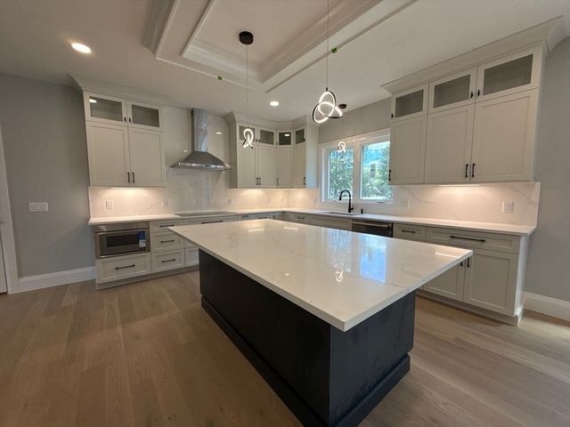 14 Earle Stewart Ln, Wrentham, MA 02093