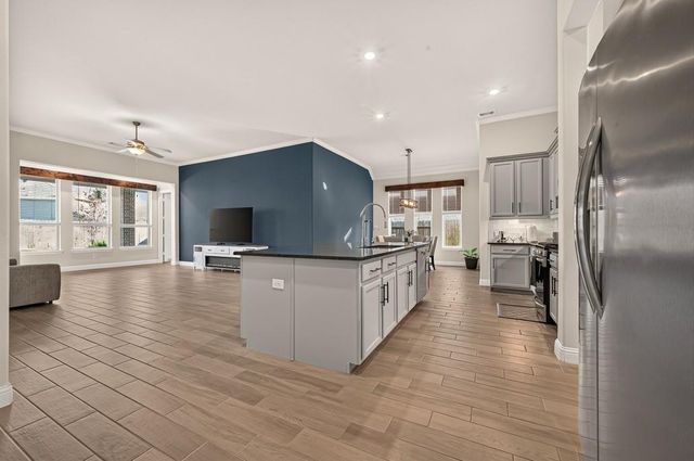 2215 Keystone Ridge Lane, Richmond, TX 77469