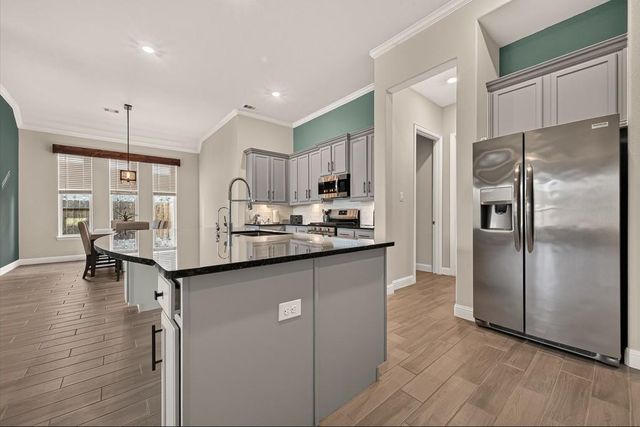 2215 Keystone Ridge Lane, Richmond, TX 77469