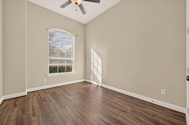 2215 Keystone Ridge Lane, Richmond, TX 77469