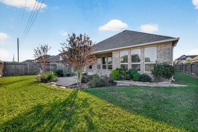 2215 Keystone Ridge Lane, Richmond, TX 77469