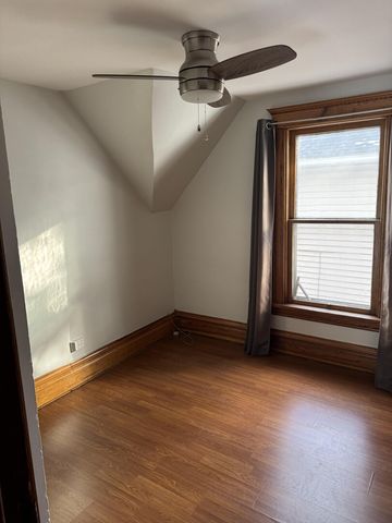 340 N Wright Street, Naperville, IL 60540