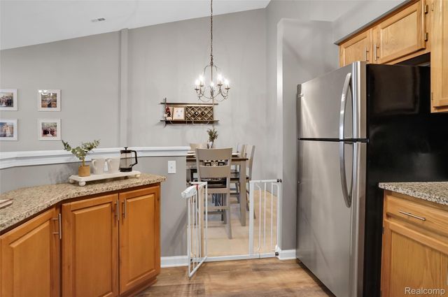 61101 Greenwood Drive, South Lyon, MI 48178