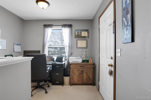 61101 Greenwood Drive, South Lyon, MI 48178