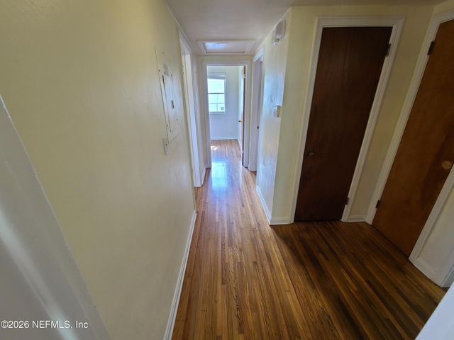 4512 ISH BRANT Road W, Jacksonville, FL 32210