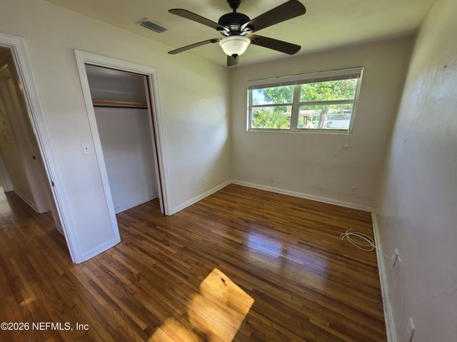 4512 ISH BRANT Road W, Jacksonville, FL 32210