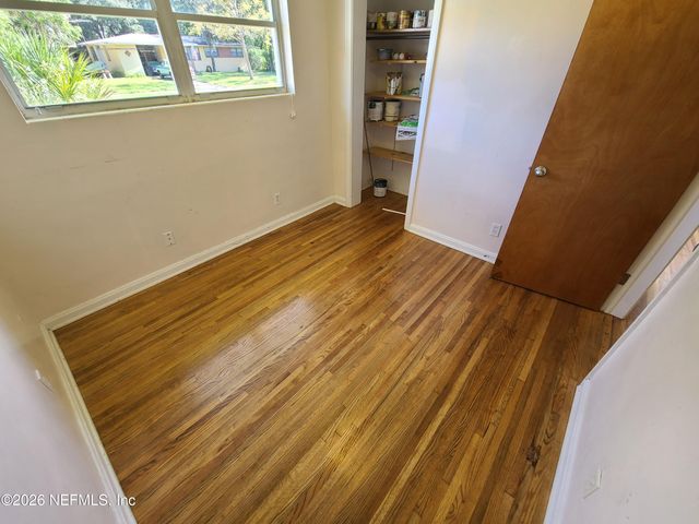 4512 ISH BRANT Road W, Jacksonville, FL 32210