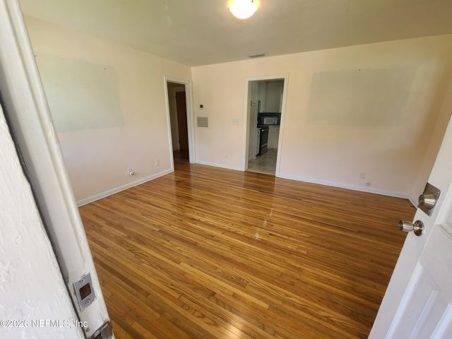 4512 ISH BRANT Road W, Jacksonville, FL 32210