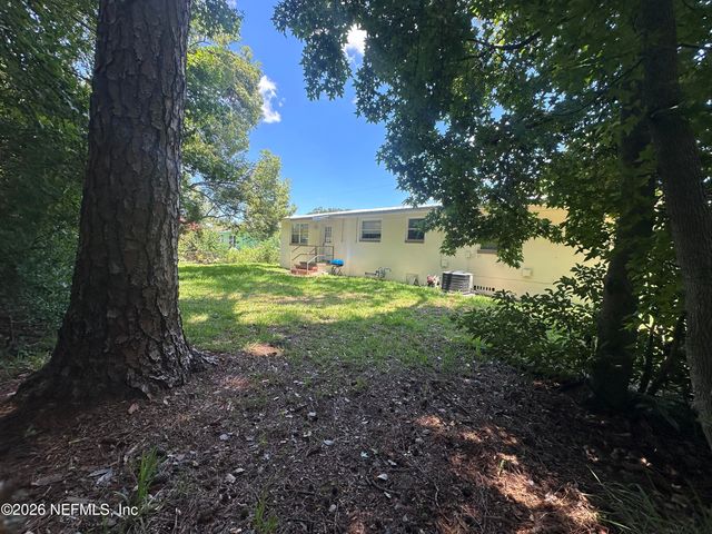 4512 ISH BRANT Road W, Jacksonville, FL 32210