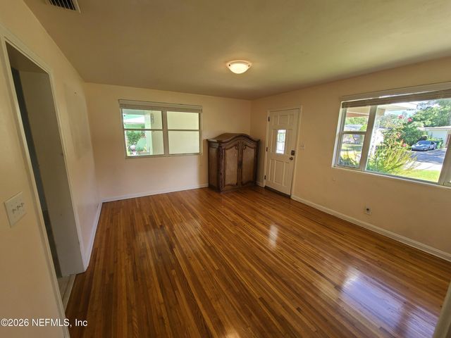 4512 ISH BRANT Road W, Jacksonville, FL 32210