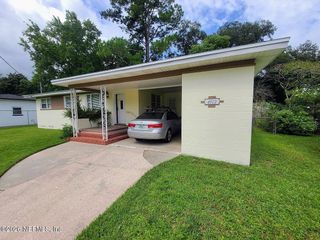 4512 ISH BRANT Road W, Jacksonville, FL 32210