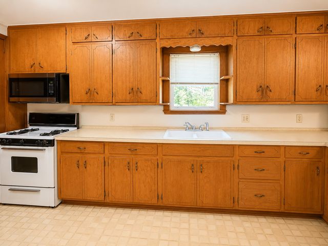 310 SW 7th Street, Kerens, TX 75144
