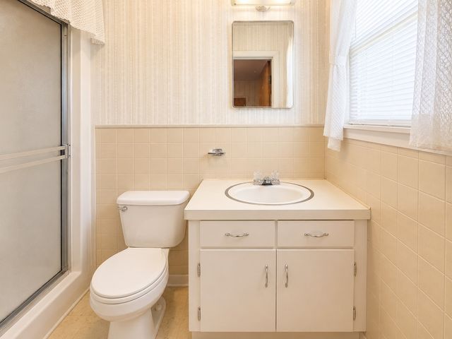 310 SW 7th Street, Kerens, TX 75144
