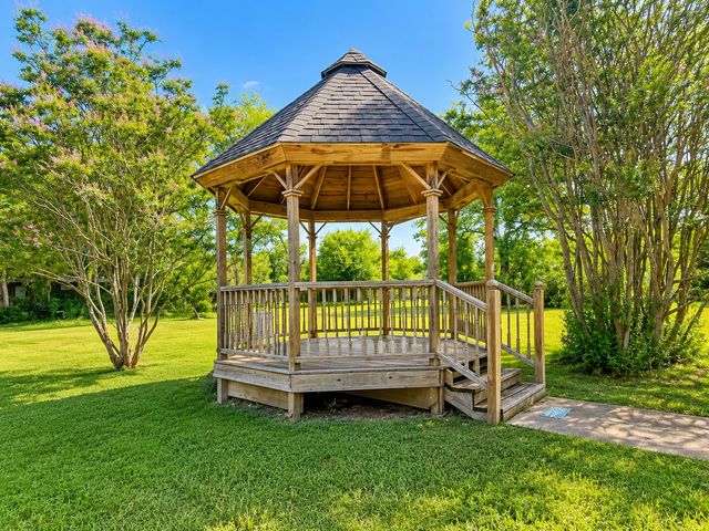 310 SW 7th Street, Kerens, TX 75144