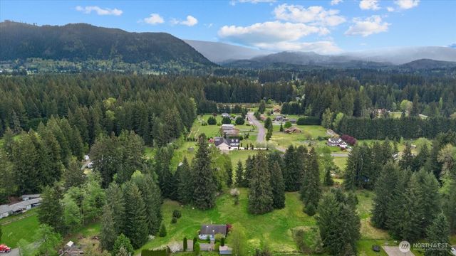 24317 115th Avenue NE, Arlington, WA 98223