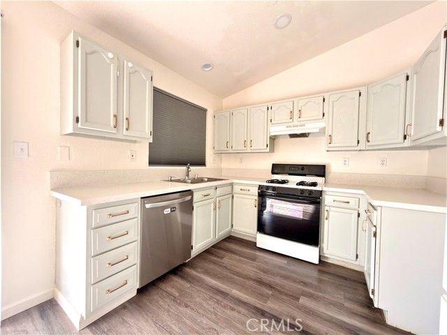 9356 Nolina, Hesperia, CA 92344