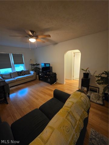 1944 Turkeyfoot Lake Road, Barberton, OH 44203