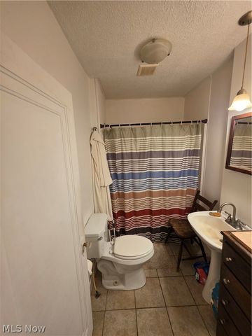 1944 Turkeyfoot Lake Road, Barberton, OH 44203