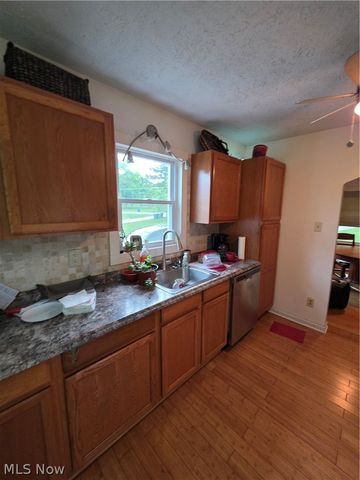 1944 Turkeyfoot Lake Road, Barberton, OH 44203