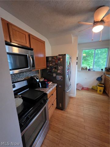 1944 Turkeyfoot Lake Road, Barberton, OH 44203