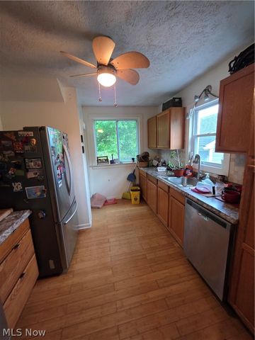 1944 Turkeyfoot Lake Road, Barberton, OH 44203