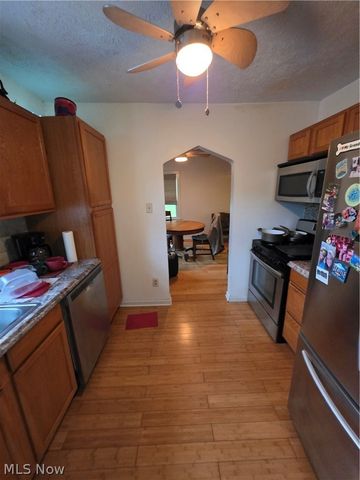 1944 Turkeyfoot Lake Road, Barberton, OH 44203