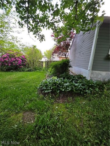 1944 Turkeyfoot Lake Road, Barberton, OH 44203