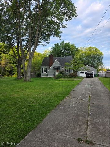 1944 Turkeyfoot Lake Road, Barberton, OH 44203