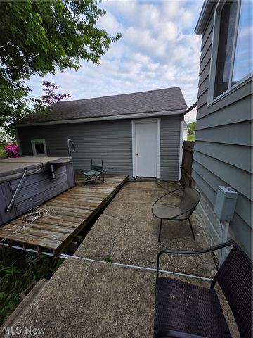 1944 Turkeyfoot Lake Road, Barberton, OH 44203