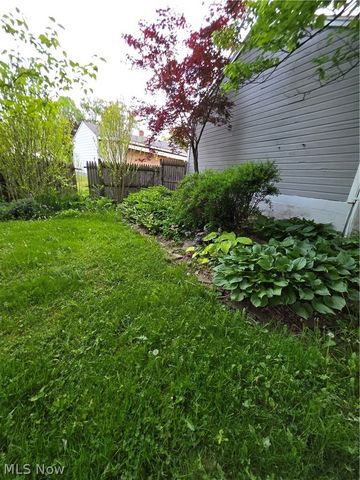1944 Turkeyfoot Lake Road, Barberton, OH 44203