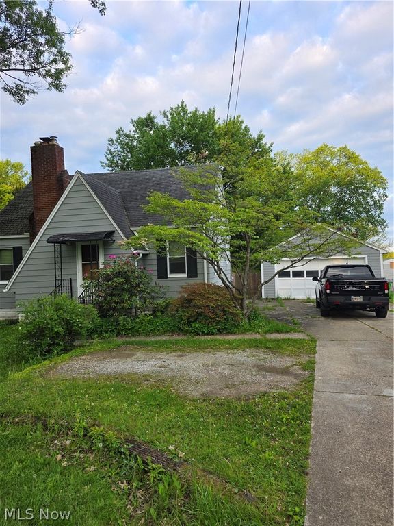 1944 Turkeyfoot Lake Road, Barberton, OH 44203